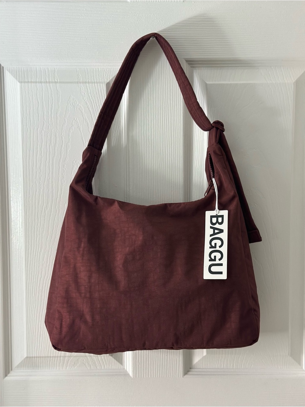 BAGGU Shoulder Bag In Mahogany Colorway Recycled Nylon Adjustable Knot Strap NWT